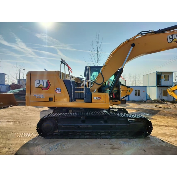 2021 كاتربيلر 320GC-43829061