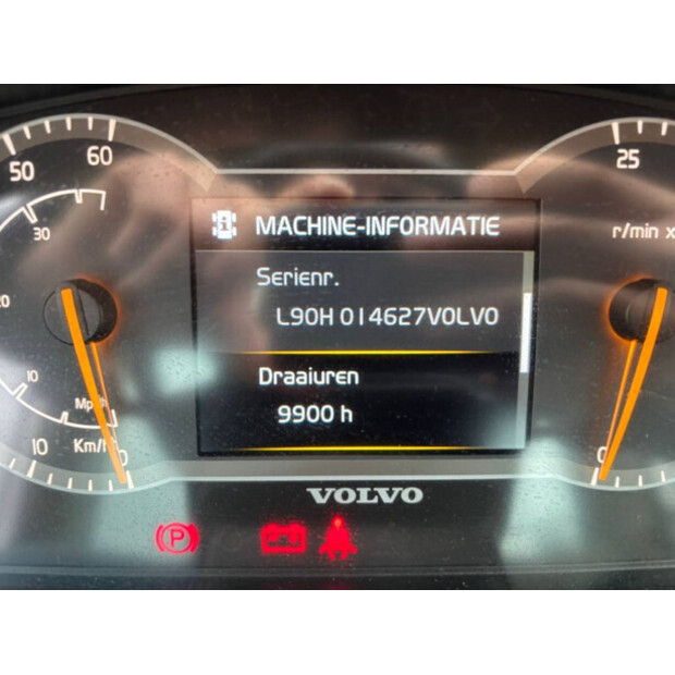 2017 فولفو L90H-43829430
