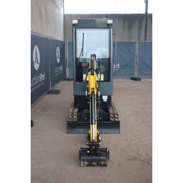 2024 إيه جي تي إندستريال QH13R-43829510