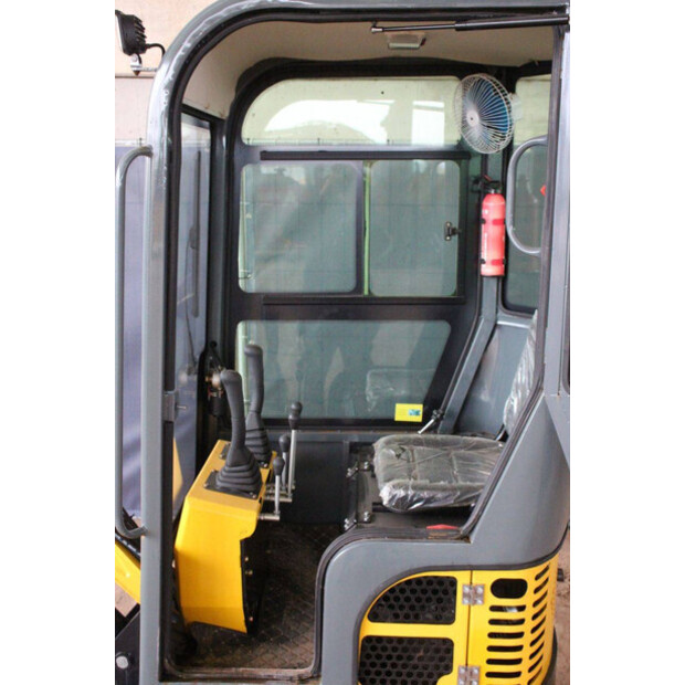 2024 إيه جي تي إندستريال QH13R-43829530