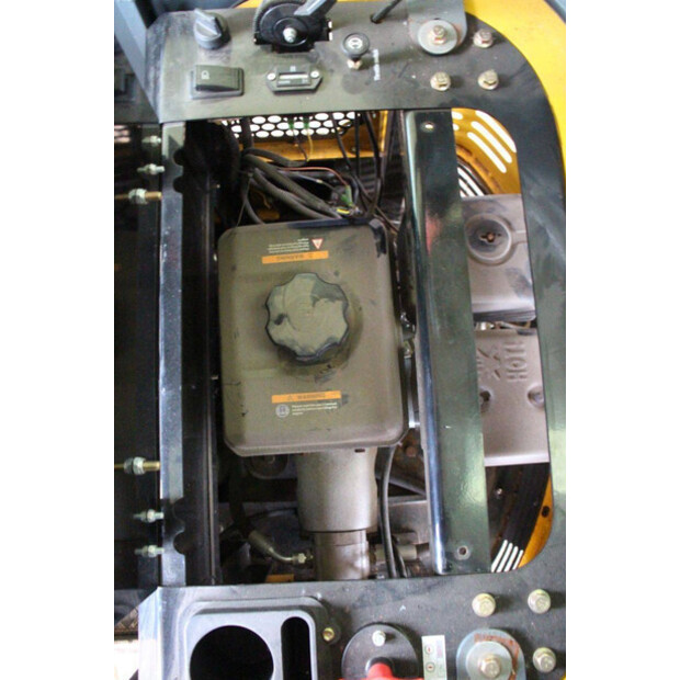 2024 إيه جي تي إندستريال QH13R-43829534