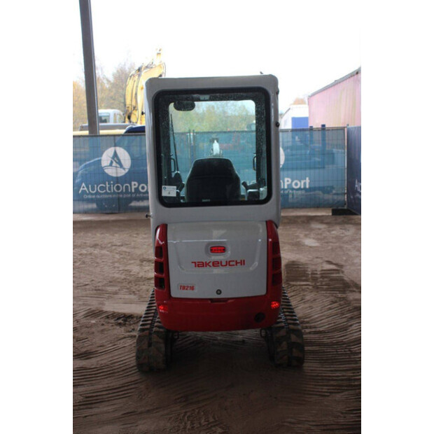 2021 تاكوتشي TB216-43829600