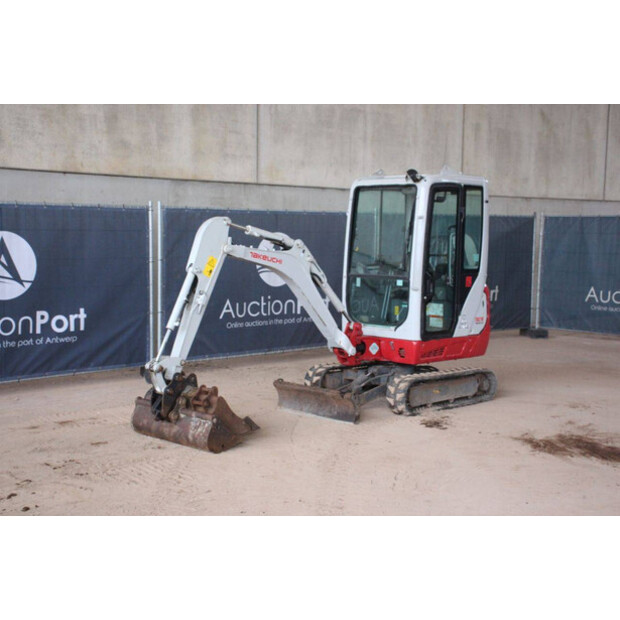 2021 تاكوتشي TB216-43829605