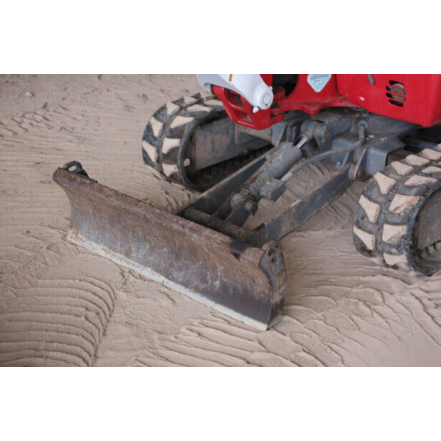 2021 تاكوتشي TB216-43829611