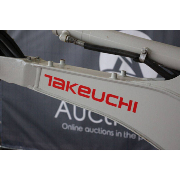 2021 تاكوتشي TB216-43829615