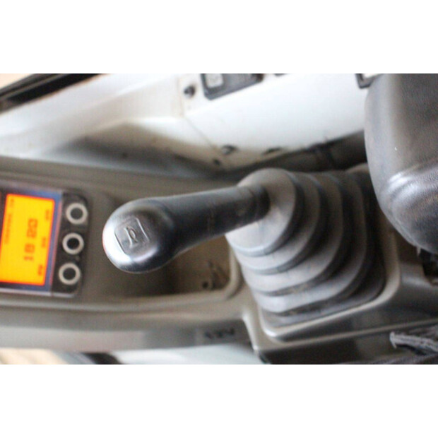 2021 تاكوتشي TB216-43829634