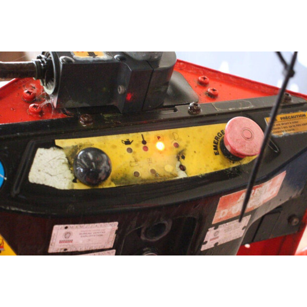 2014 Thwaites Mach201-43829765