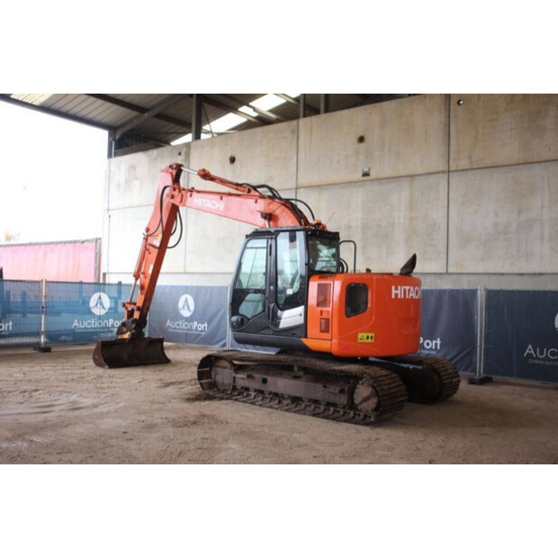 2014 Hitachi ZX135US-5B-43829818