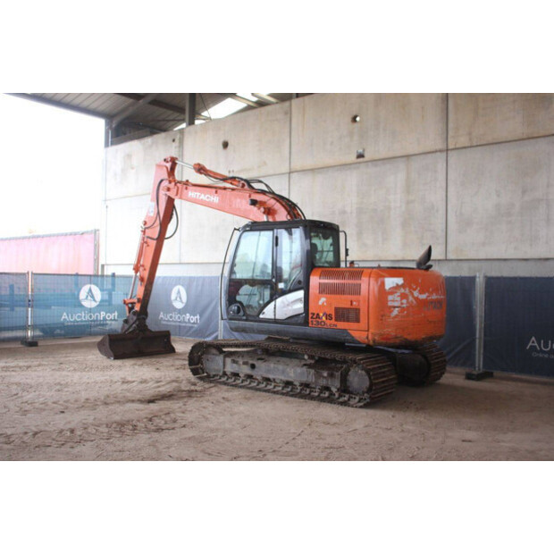 2016 هيتاشى ZX130LCN-5B-43830007