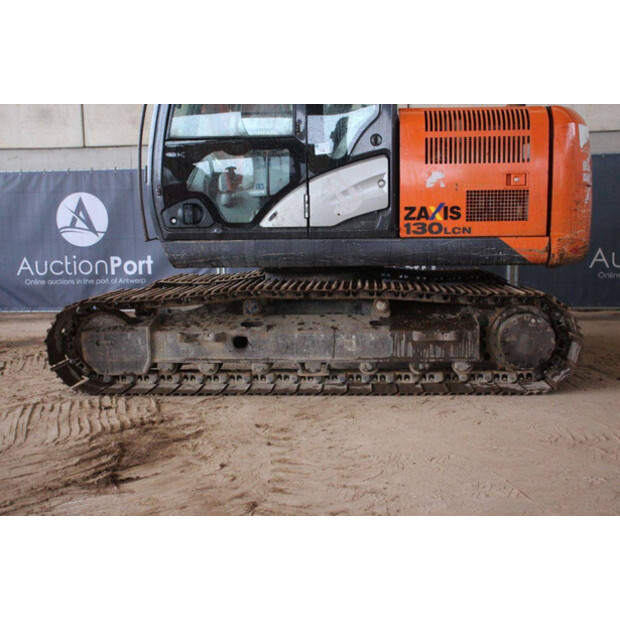 2016 هيتاشى ZX130LCN-5B-43830024