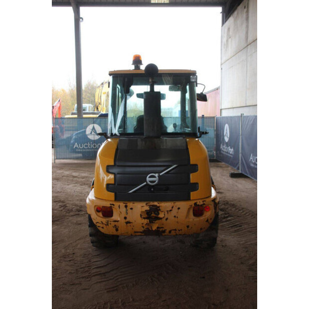 2016 Volvo L25F-43830115