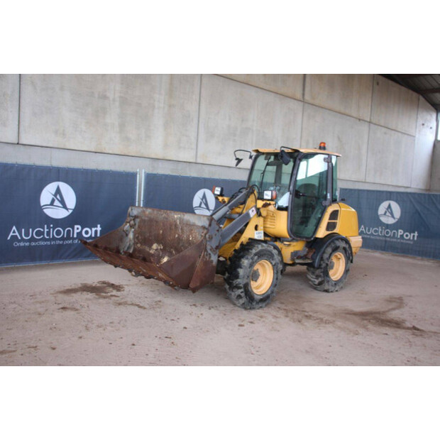 2016 Volvo L25F-43830119