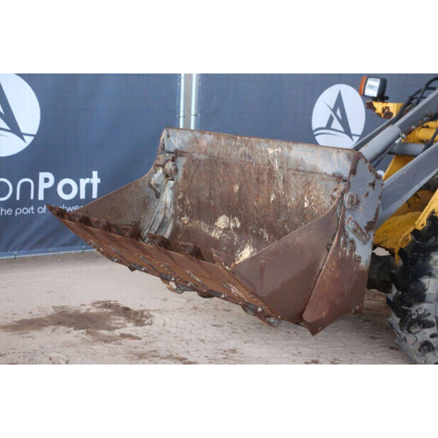 2016 Volvo L25F-43830120