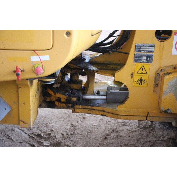 2016 Volvo L25F-43830128