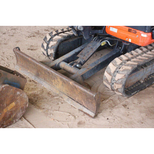 2018 KUBOTA KX030-4-43830192