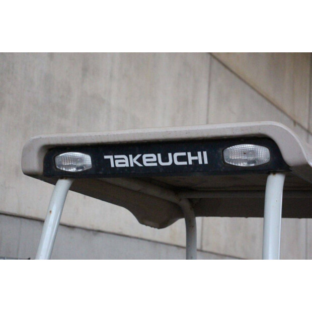 2020 تاكوتشي TB216-43830271