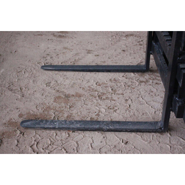 2019 Caterpillar 930M-43830394