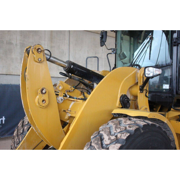 2019 Caterpillar 930M-43830395