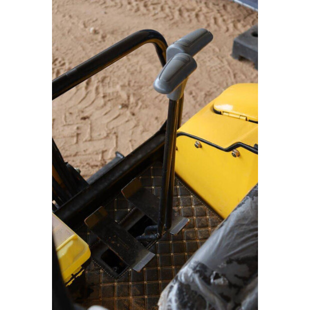 2024 إف إف إندستريال ME18-43830591