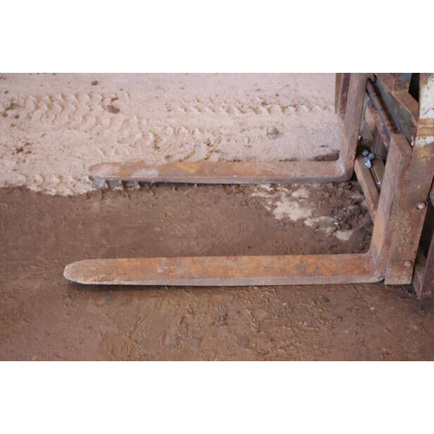 2009 Manitou CD25P-43830701