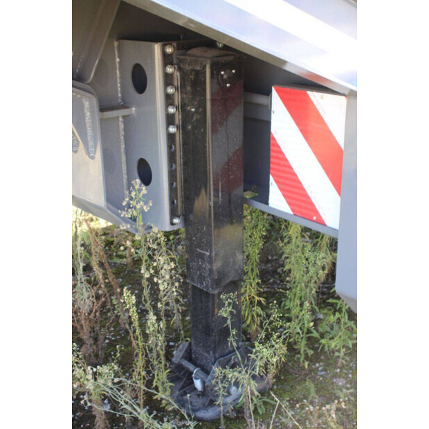 2025 اي ار اف 3AYH-43830733