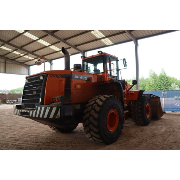 2011 دووسان DL420-43830956