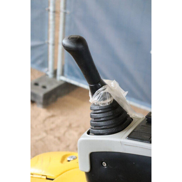 2024 إف إف إندستريال ME18-43831163