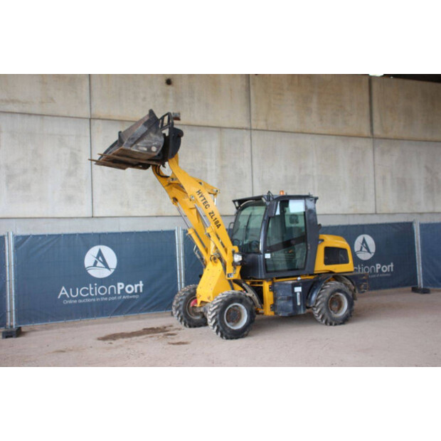 2020 هايتك ZL18A-43831457