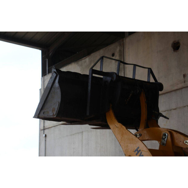 2020 هايتك ZL18A-43831460