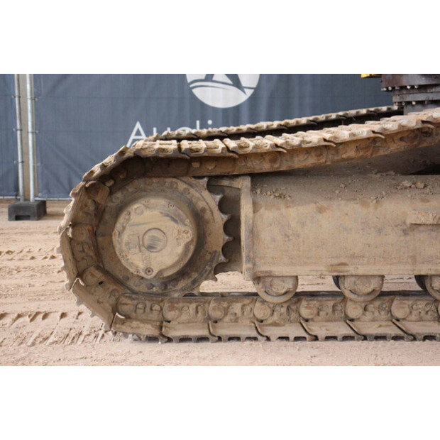 2007 نيو هولاند E265-43831548