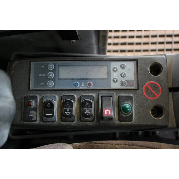 2007 نيو هولاند E265-43831558