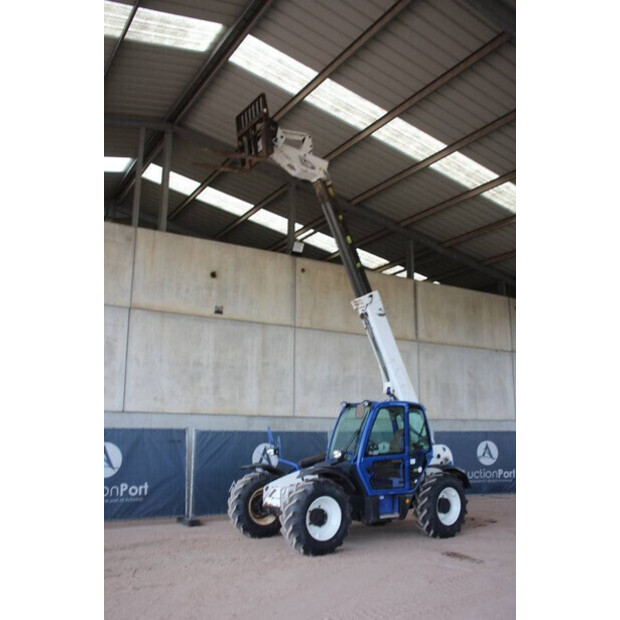 2014 جيه سي بي 531-70-43831621