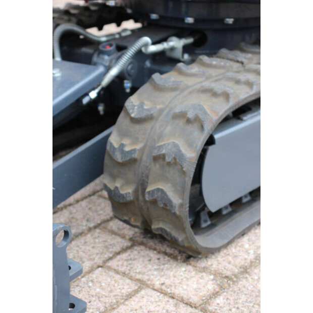 2025 Aameck F10-43832058