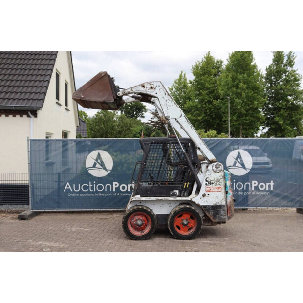 2016 بوبكات S100-43832363