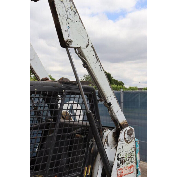 2016 بوبكات S100-43832366