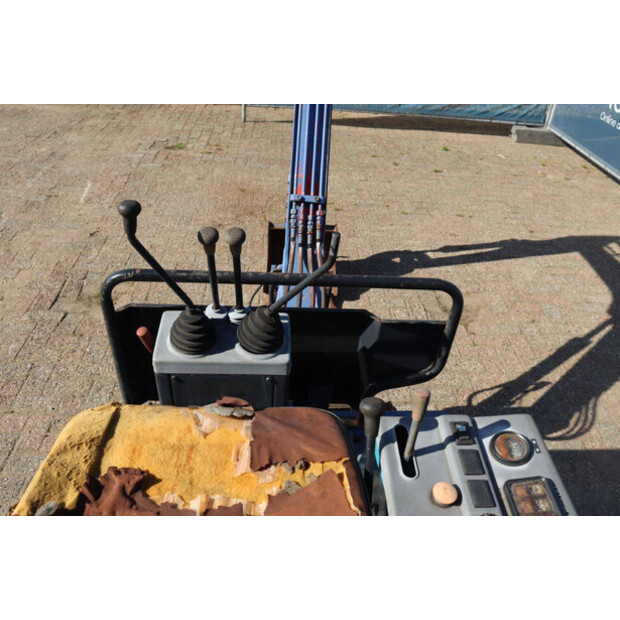 اي اتش اي IS-12GX-43832772