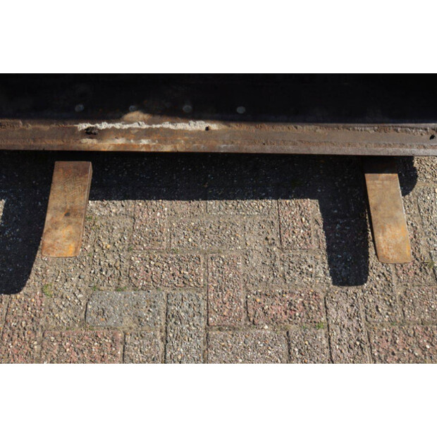 2016 كوبوتا R065-43832864