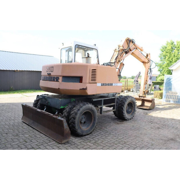 1998 Liebherr A310-43832946