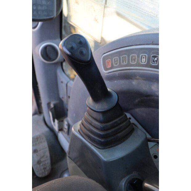 2007 جيه سي بي 8080-43833014