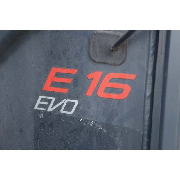 2018 ليندي E16P-02-43833310