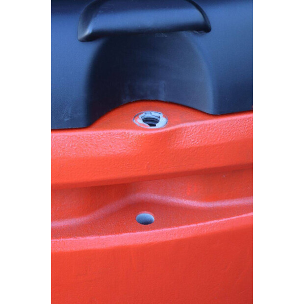 2018 ليندي E16P-02-43833314