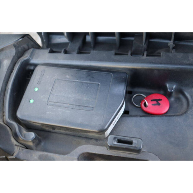 2018 ليندي E16P-02-43833323