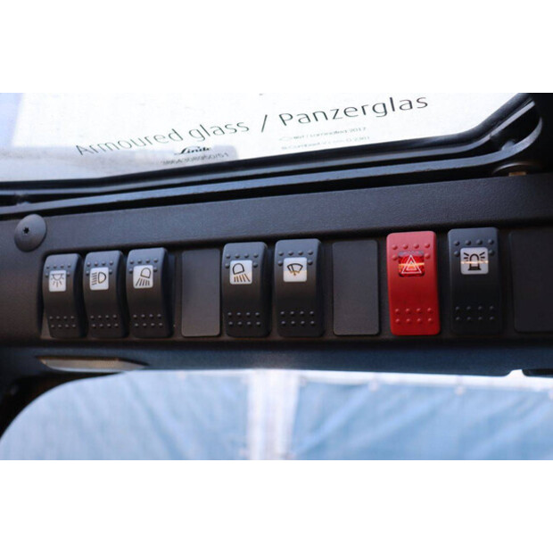 2018 ليندي E16P-02-43833324