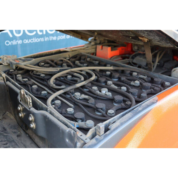 2018 ليندي E16P-02-43833327