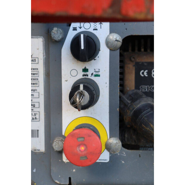 2015 سكايجاك SJ3219-43833378