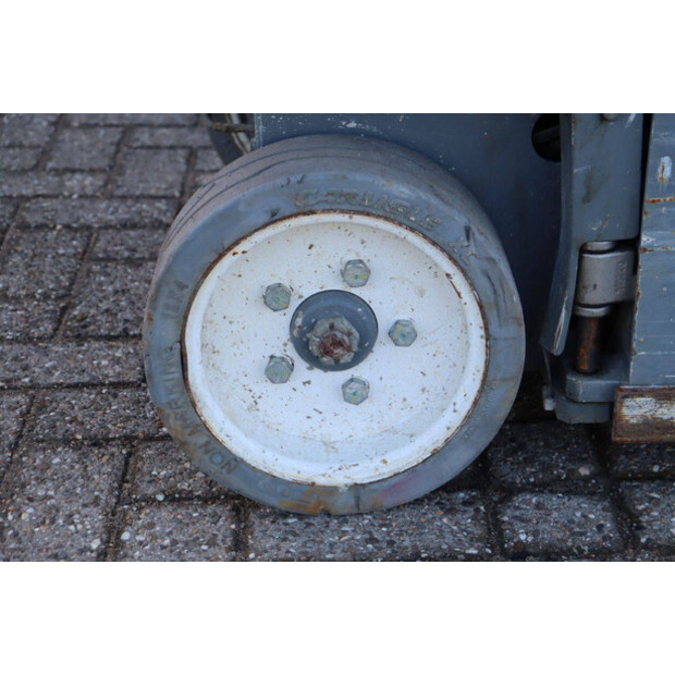 2015 سكايجاك SJ3219-43833380