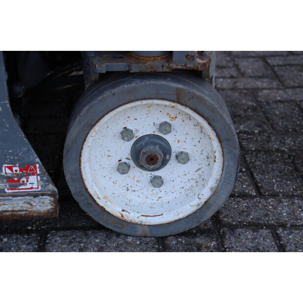 2015 سكايجاك SJ3219-43833381