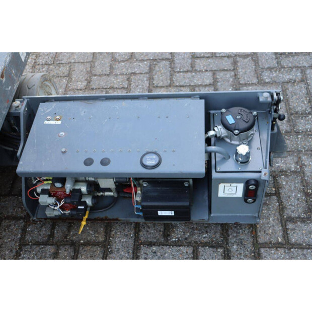 2015 سكايجاك SJ3219-43833383