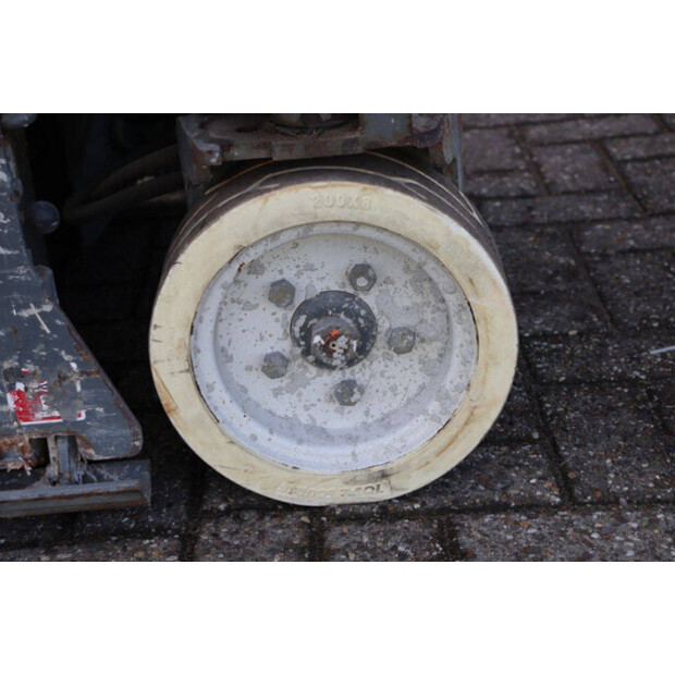 2016 سكايجاك SJ 3219-43833429