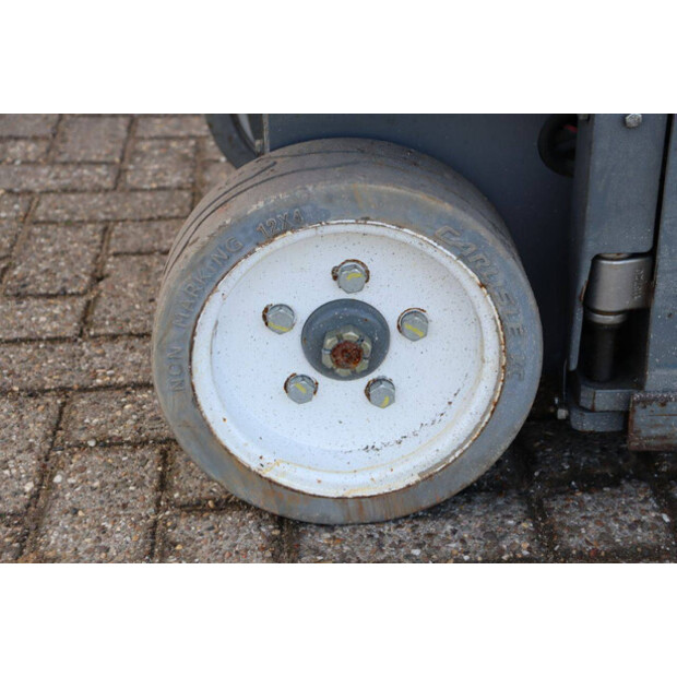 2016 سكايجاك SJ 3219-43833452